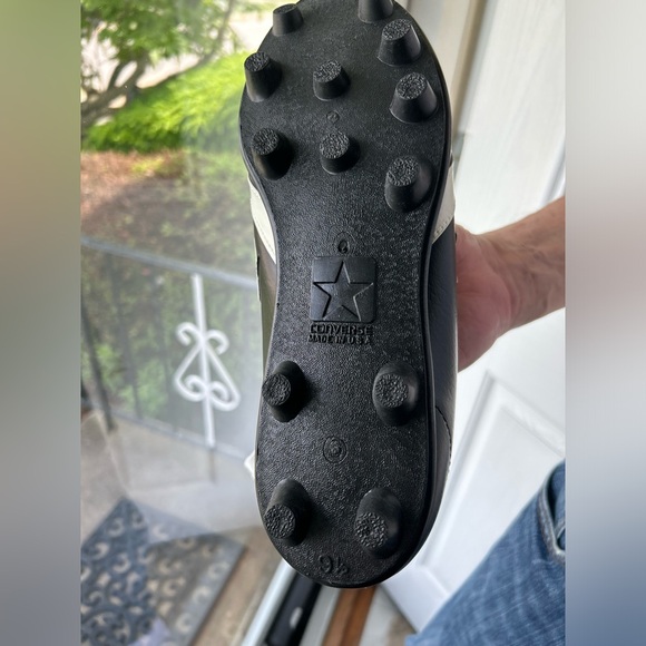 Soccer shoes - Picture 2 of 5